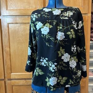Women Fever Brand blouse  size M/M